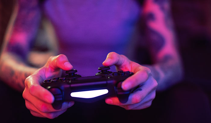 A recent study with a small sample of Veterans found that video games can help in overcoming such problems as PTSD and substance abuse disorders. (Photo: ©iStock/Marco_Piunti) 