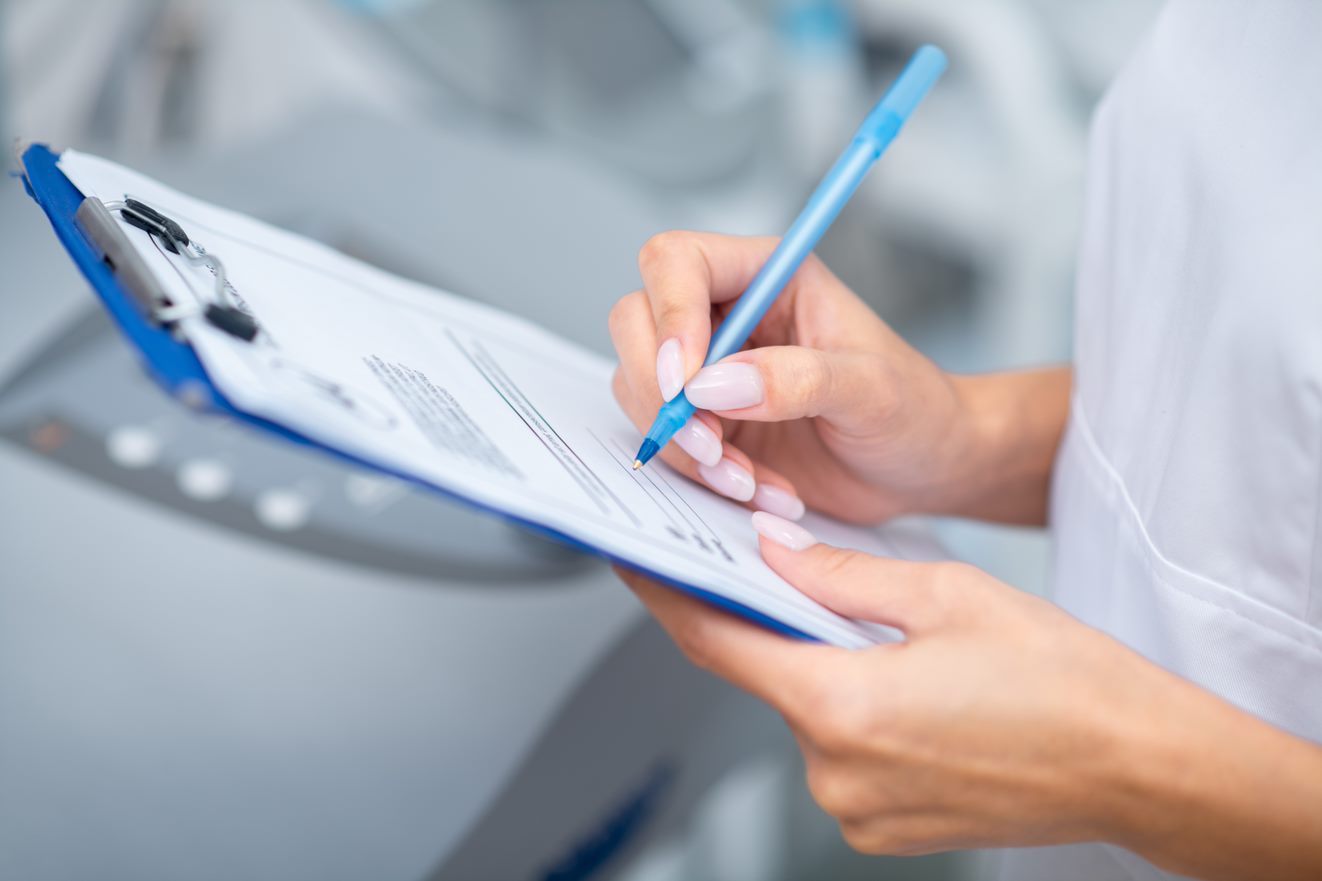 Medical record notes often inaccurate - Photo: ©iStock/Zinkevych