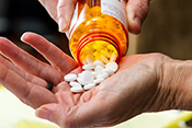 Involuntary opioid dose reduction does not lead to more chronic pain - Photo: ©iStock/Charles Wollertz