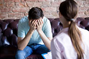 Traumatic loss tied to poorer response to PTSD treatment  - Photo: ©iStock/fizkes