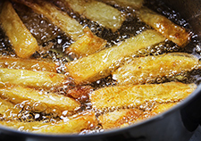 Large study of Veterans confirms link between fried food, heart disease